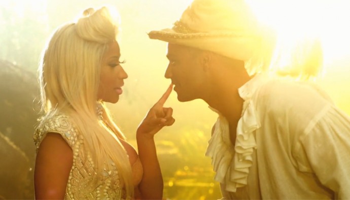 Nicki Minaj Va Va Voom Da Vibe