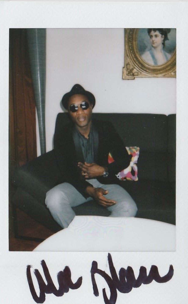 aloe blacc polaroid da vibe