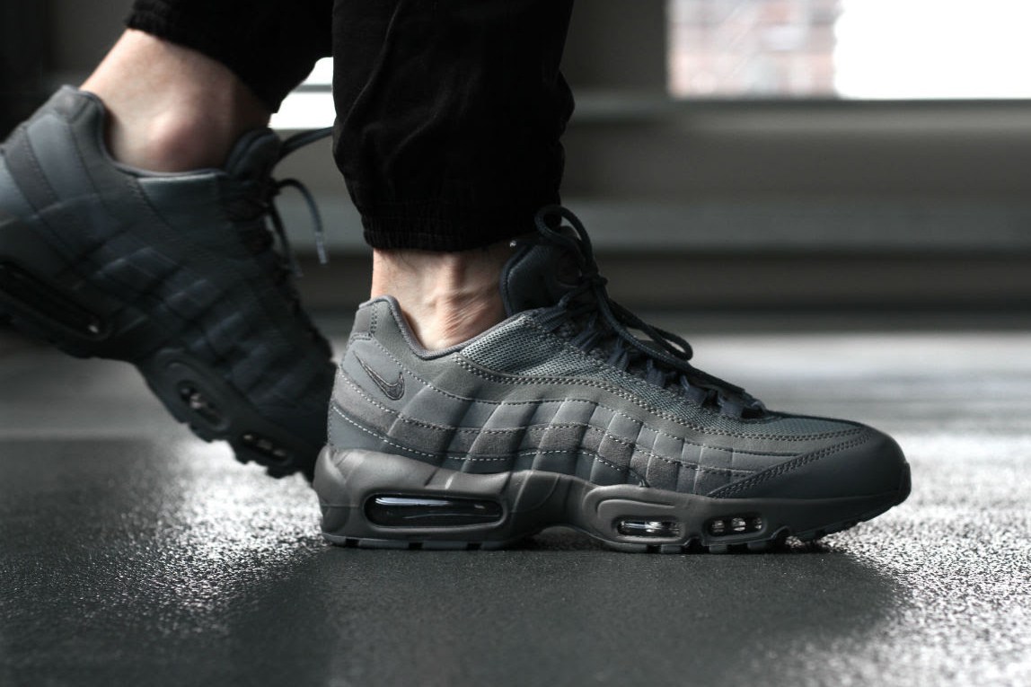 am95