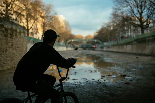 matthias dandois canal saint martin da vibe