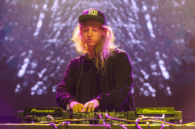 cashmere-cat-live-purple-2015-billboard-1548