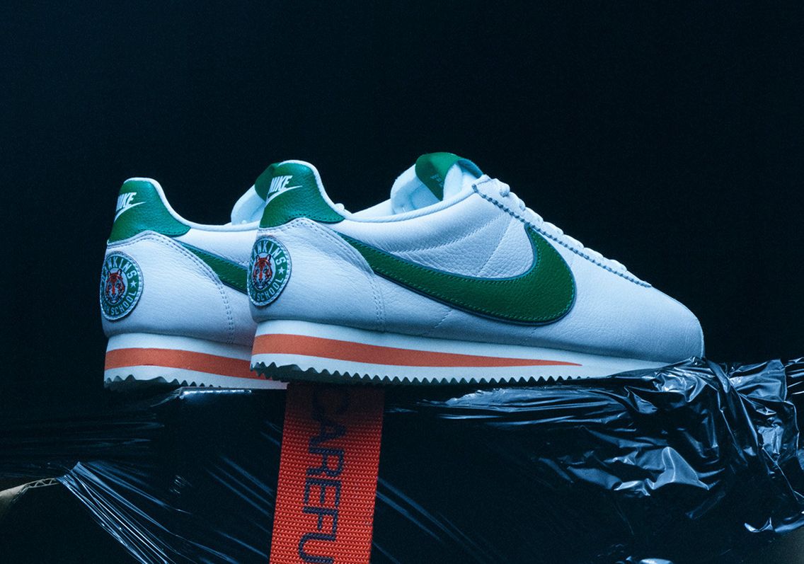 1136_stranger-things-nike-cortez-hawkins-white-green-orange-2